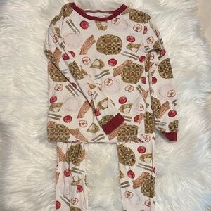 5T Burt’s Bees Thanksgiving Pie Pajamas -